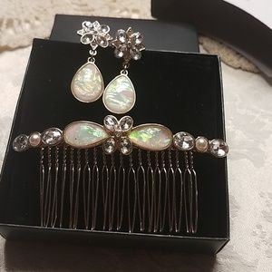 Hair comb and earrings set